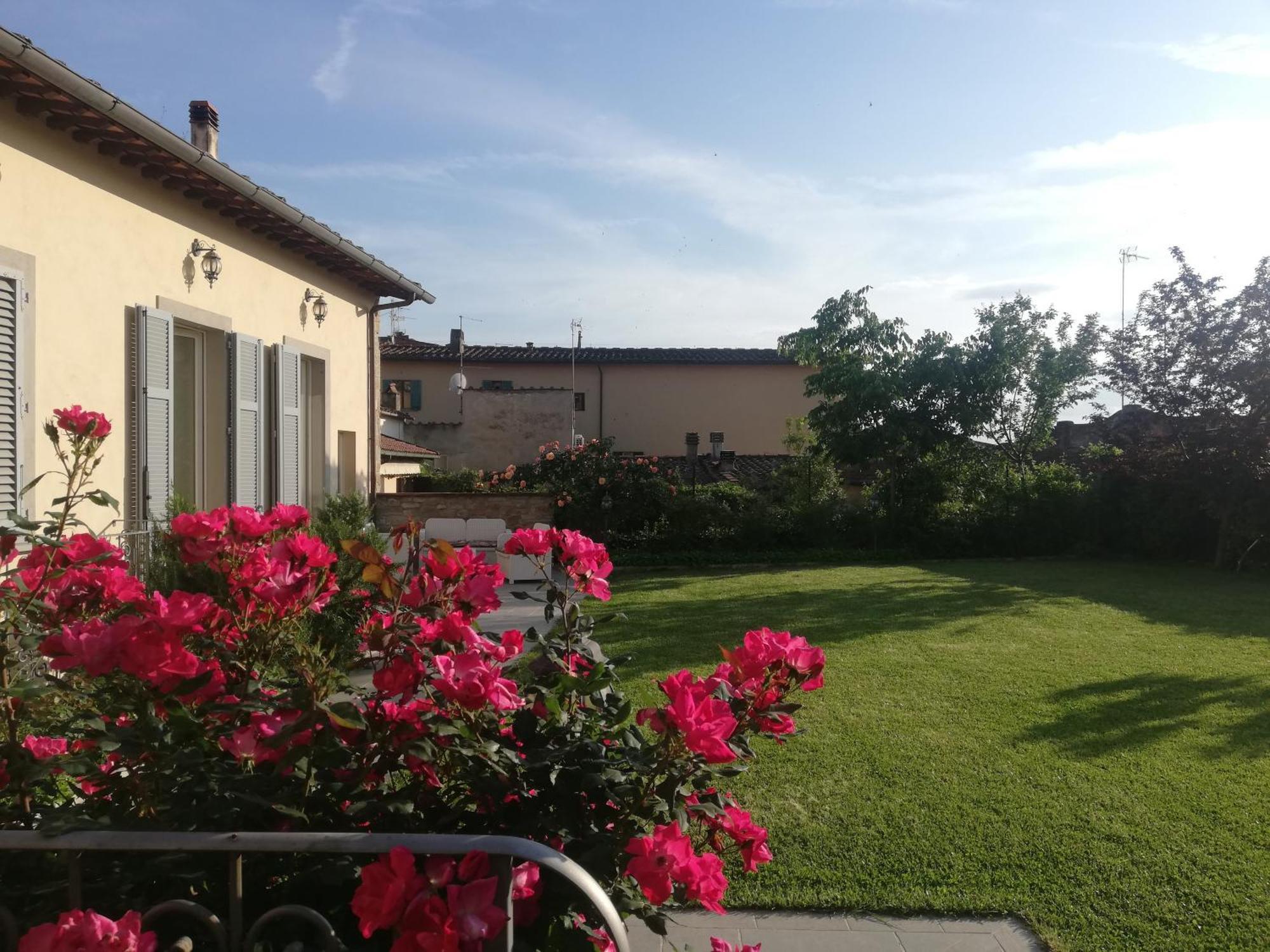 Апартаменты Casa Di Pietro Aretino, Arezzo Centro Storico 4-8 Letti Экстерьер фото